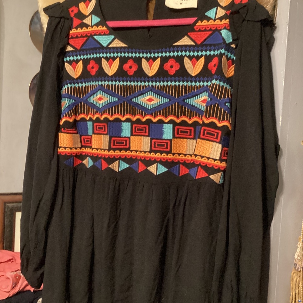 Savanna Jane colorful black blouse